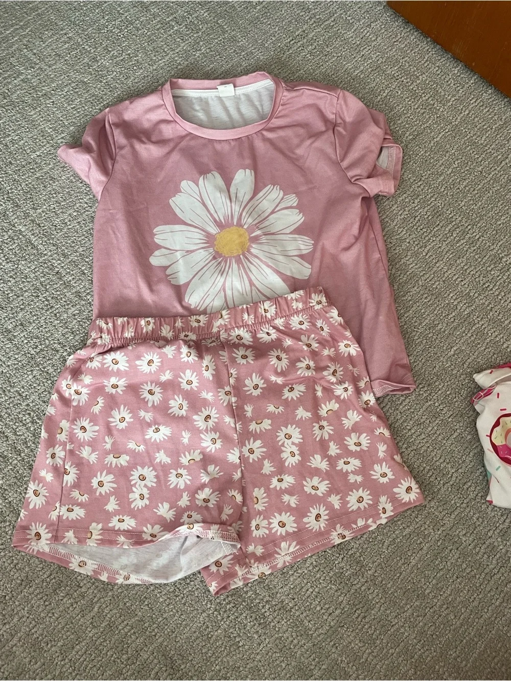 SHEIN Pink Daisy Short Pajama Set for Kids